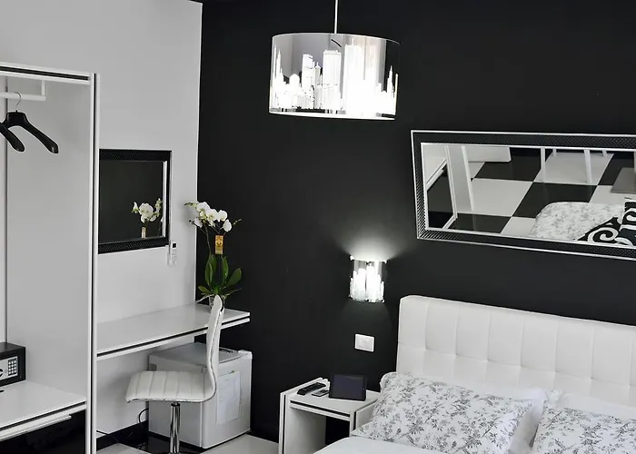 Acomodação com café da manhã  Black & White G&g